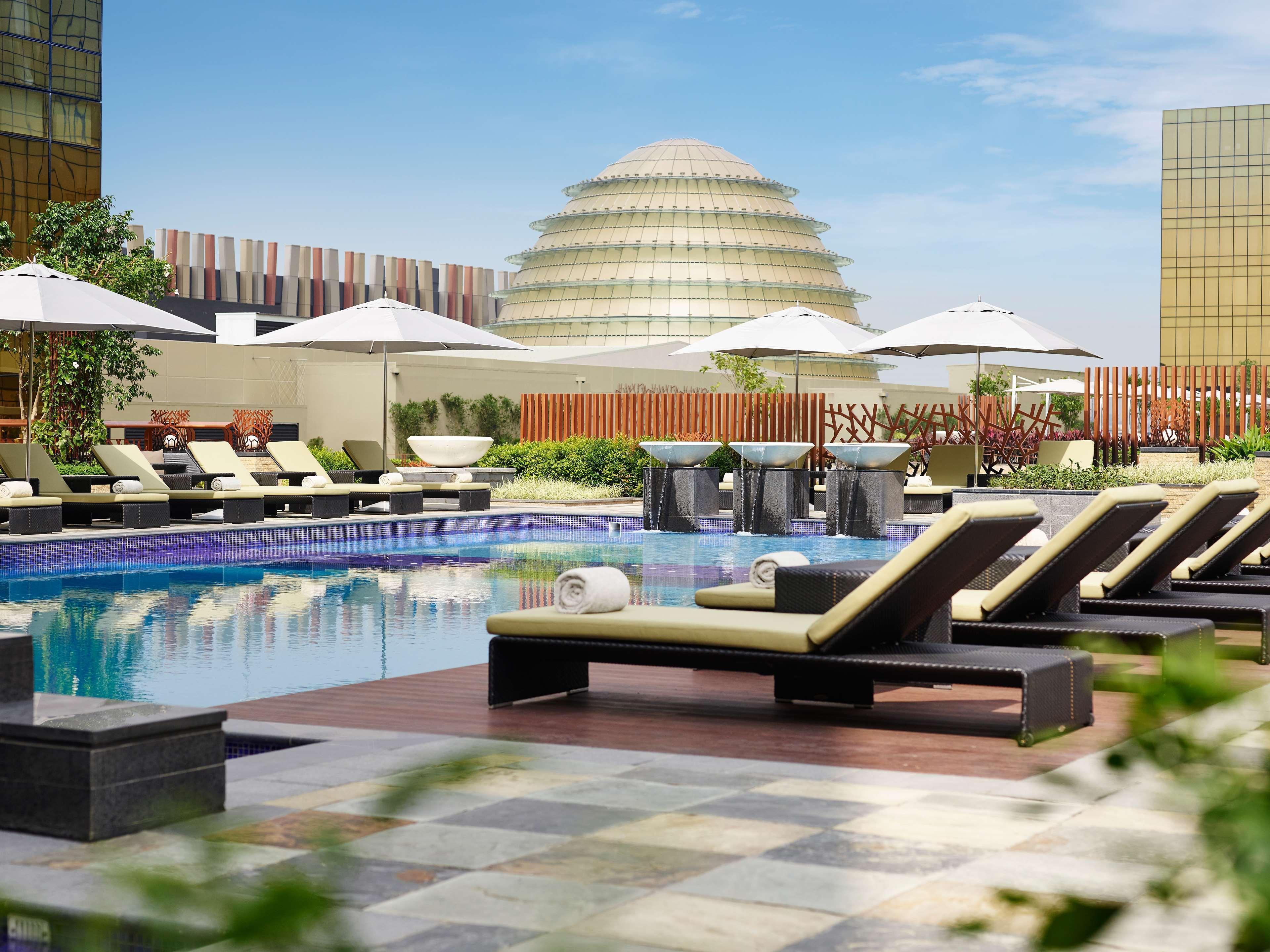 Hyatt Regency Manila City Of Dreams Paranaque City Exterior photo The pool at the hotel